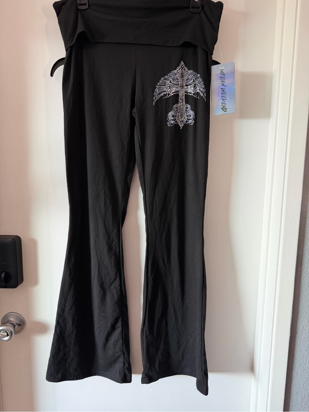 Women's Black Embellished Flare Leggings